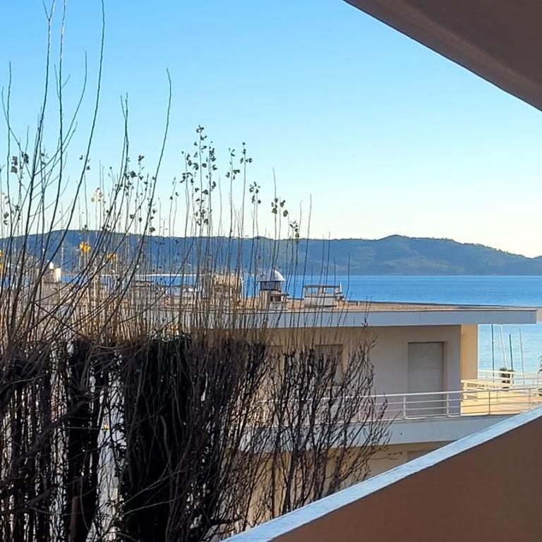 Appart T3 a 50 m de la plage - Apartment mit 2 Schlafzimmern - 32