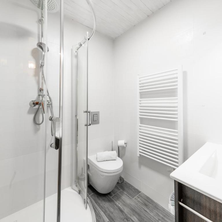 Serre Chevalier Chantemerle grand appartement 150 m2 dans chalet familial - Appartement - 51