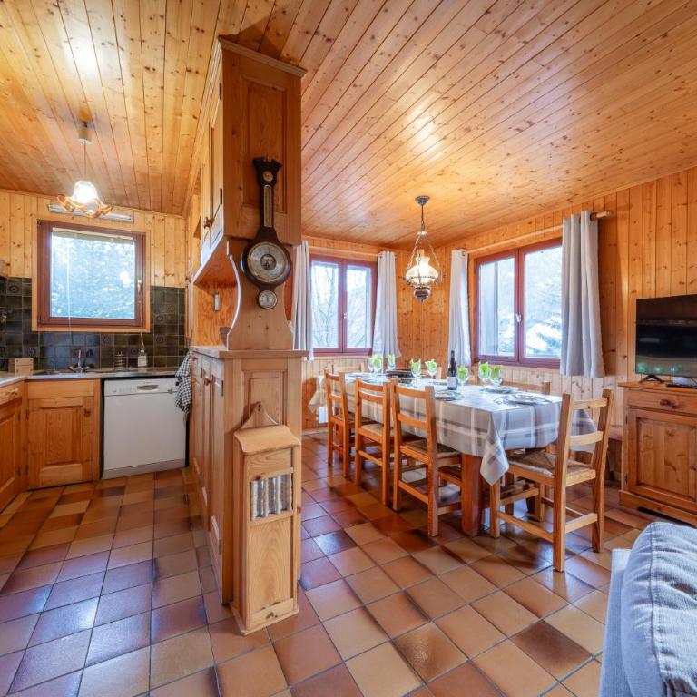 Serre Chevalier Chantemerle grand appartement 150 m2 dans chalet familial - Appartement - 33