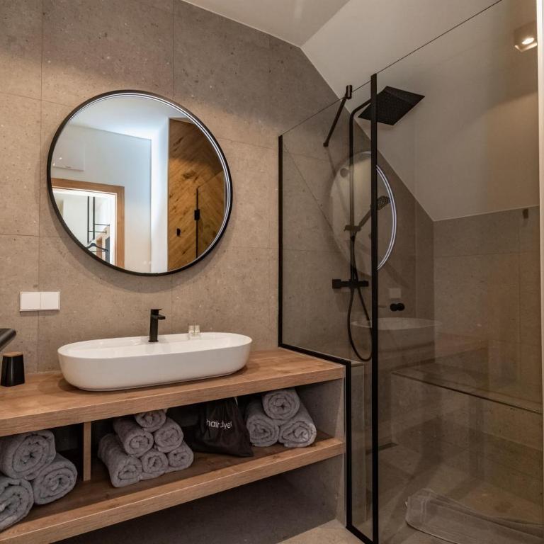Landhaus Jenul - Apartment mit 2 Schlafzimmern und Dusche - 7