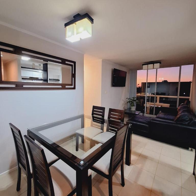 Hermoso departamento a 5 minutos de playa - Three-Bedroom Apartment - 10