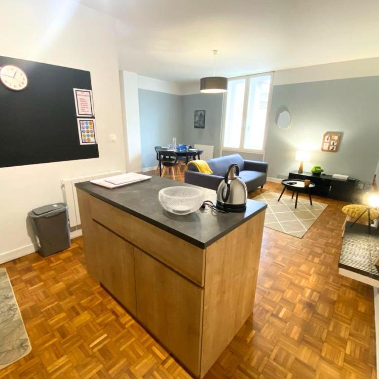 Le 107 - Poitiers - CHU - La Conciergerie. - Appartement 2 Chambres - 5