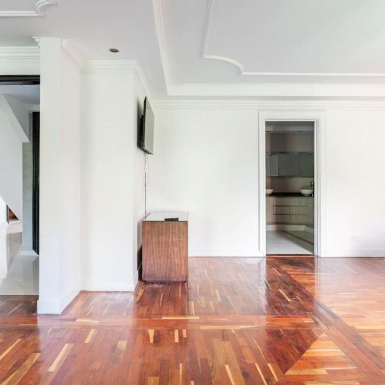3 Story Penthouse with 2 parking spaces in Laureles - Casa - 17