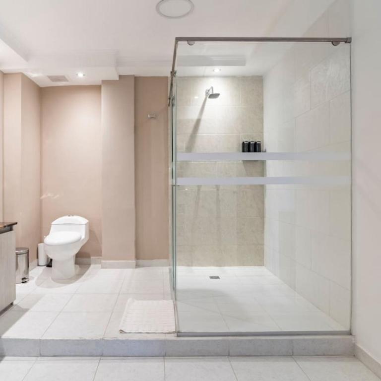 3 Story Penthouse with 2 parking spaces in Laureles - Casa - 19