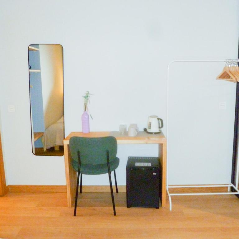 OLBLANC Plaza de España by Batuecas - Habitación Cuádruple con baño privado - 3