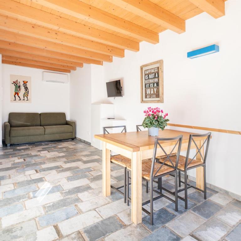 Appartamenti La Corte - Holiday Home Garda Trentino - Apartment with Balcony - 4