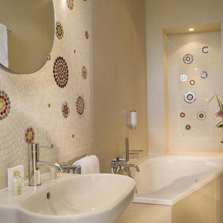 Hôtel Aiglon - Suite (2 Adultes) - 4