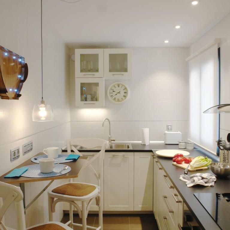 Tranquilo y Céntrico apartamento 1 dormitorio - One-Bedroom Apartment - 4