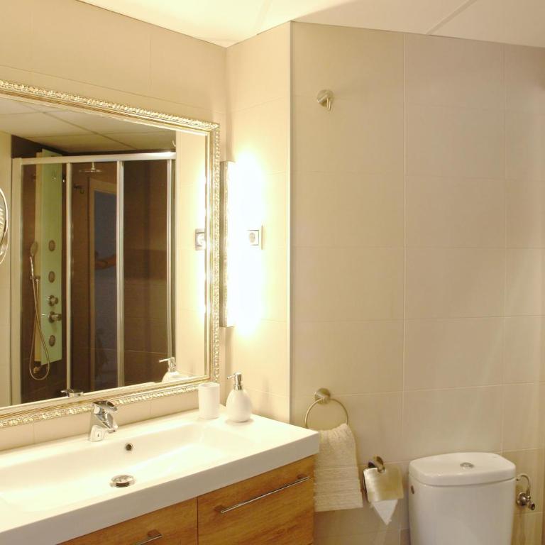Tranquilo y Céntrico apartamento 1 dormitorio - One-Bedroom Apartment - 6