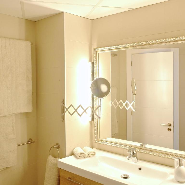 Tranquilo y Céntrico apartamento 1 dormitorio - One-Bedroom Apartment - 33