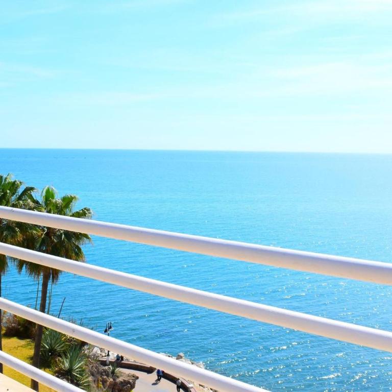 Luminoso estudio en Castillo Santa Clara - Apartamento de 1 dormitorio - 35