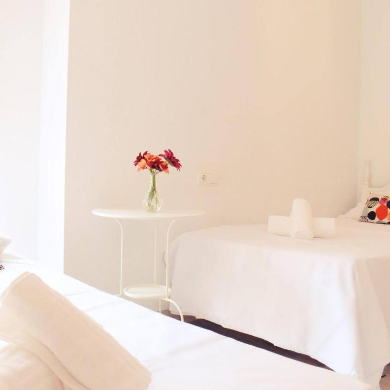 Fabuloso apartamento junto al Soho con parking privado - Two-Bedroom Apartment - 4