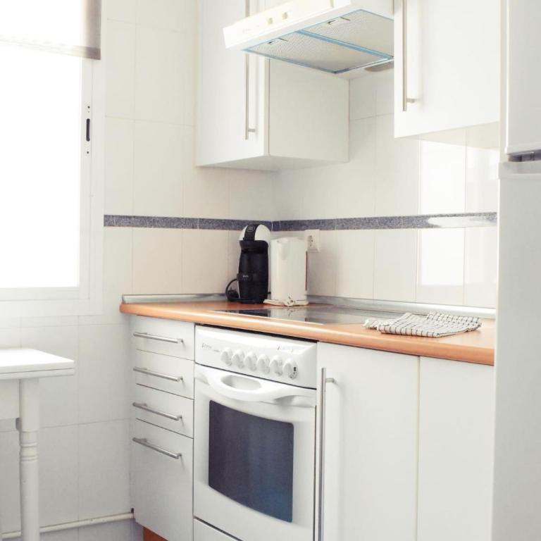 Fabuloso apartamento junto al Soho con parking privado - Two-Bedroom Apartment - 6