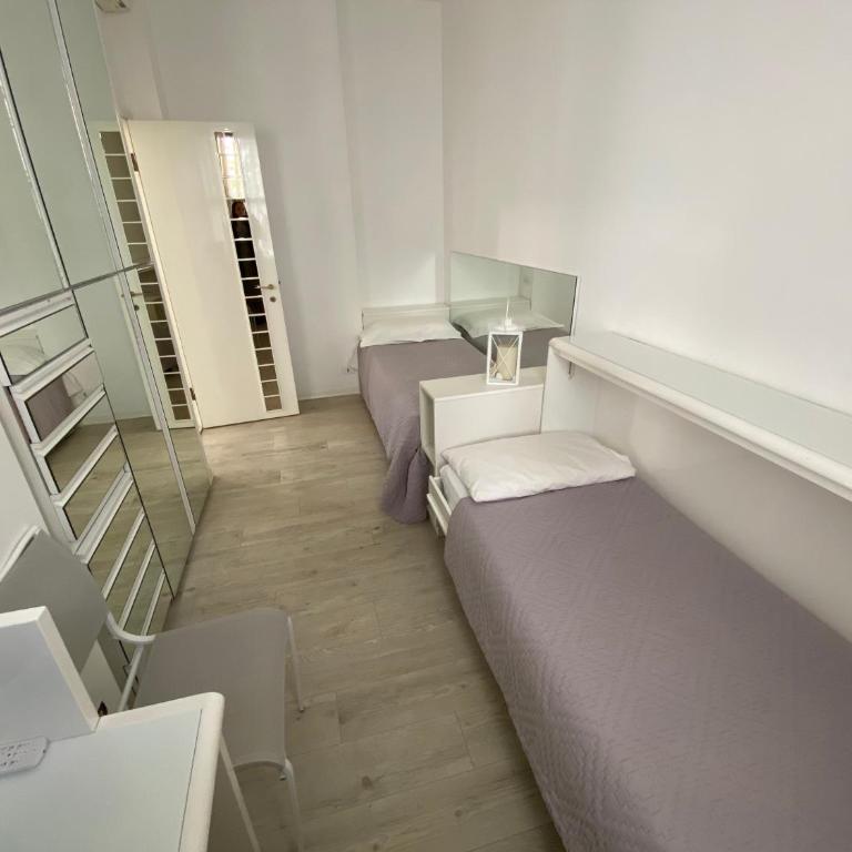 Villetta Trieste-Flexrent Immobiliare Abissinia - Appartamento con 3 Camere da Letto e con Balcone - 19