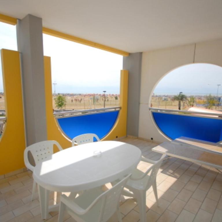 Seaview delight - 2 bedroom apartment in Bibione - Apartment - 1