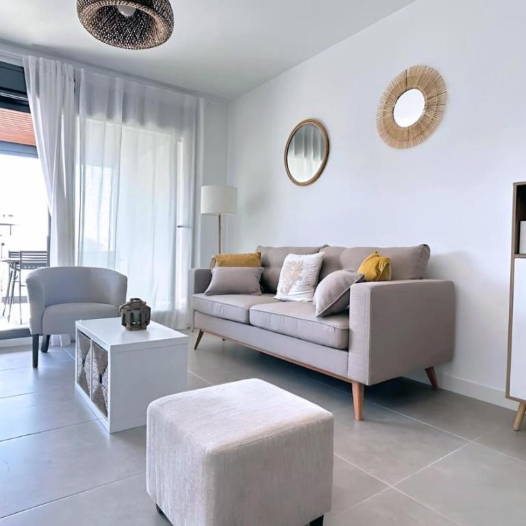 Marinsa Beach Apartamento con Vistas al Mar - Two-Bedroom Apartment - 2