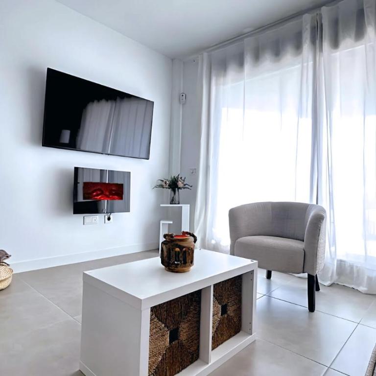 Marinsa Beach Apartamento con Vistas al Mar - Two-Bedroom Apartment - 10