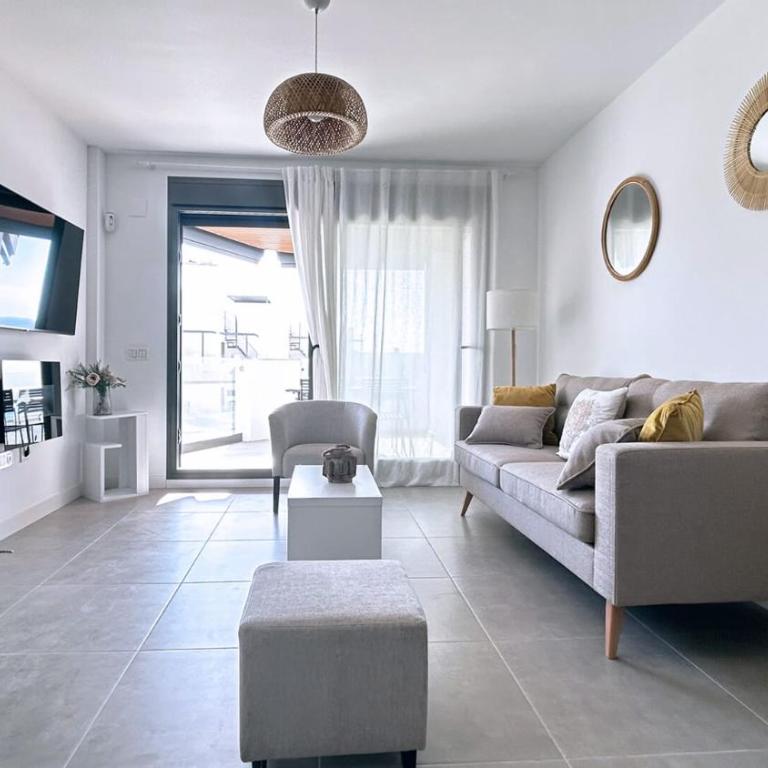 Marinsa Beach Apartamento con Vistas al Mar - Two-Bedroom Apartment - 9