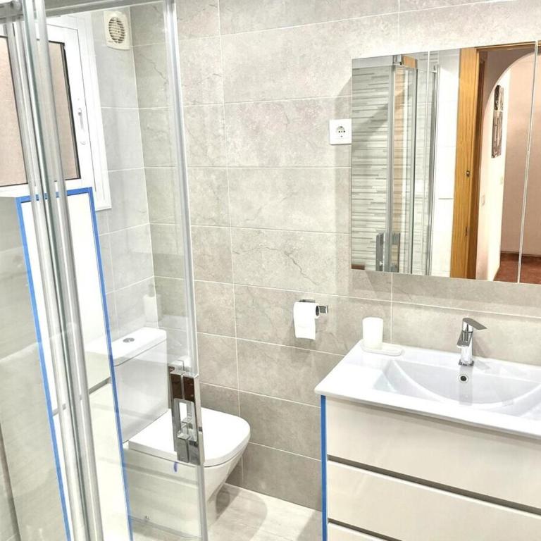 Calu Homes Nerja - Apartamento de 2 dormitorios con vistas a la ciudad - 7