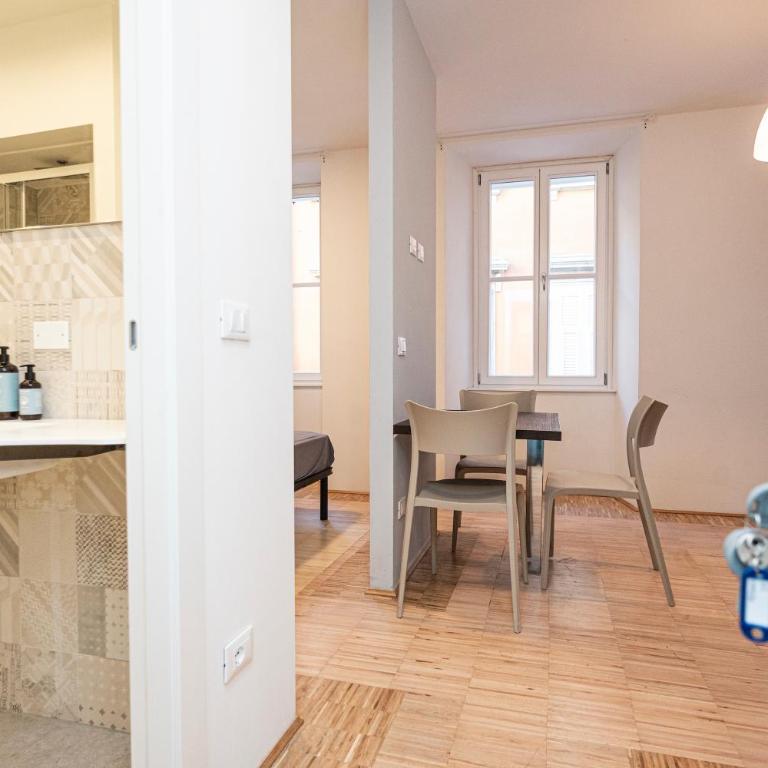 Stay Apartments Venezian - Studio with Balcony - 10
