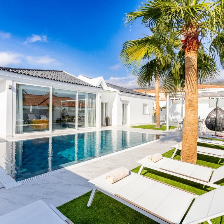 VILLA NICOLE wifi, gym, Heated Pool - Casa - 2