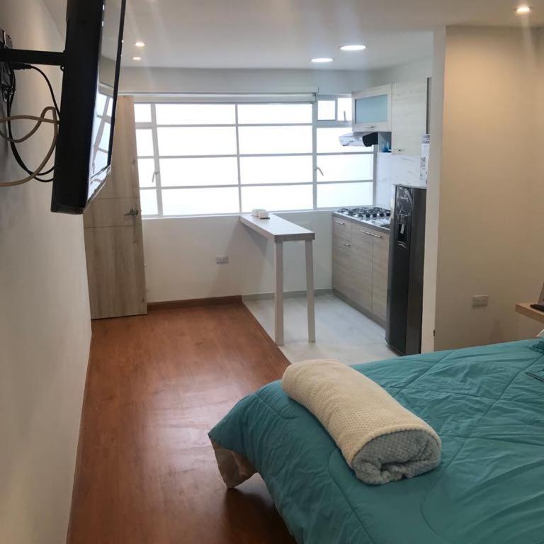 HOMY APARTAMENTOS - Corferias, embassy, airport, G12, UN, Agora - Apartamento Estudio - 5
