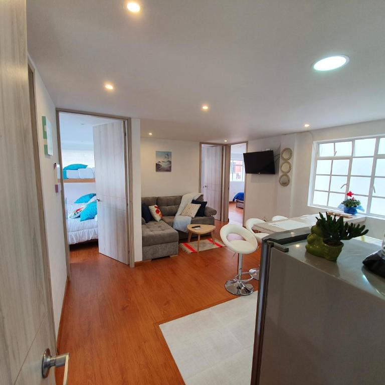 HOMY APARTAMENTOS - Corferias, embassy, airport, G12, UN, Agora - Three-Bedroom Apartment - 16