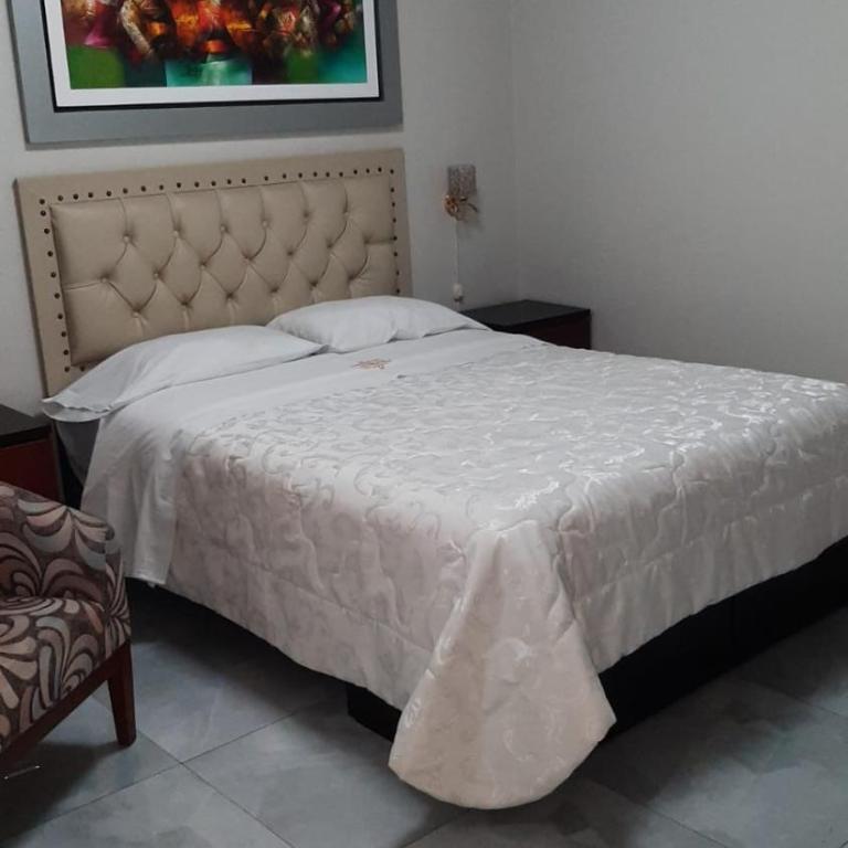 HOTEL REAL PALACE CHURIN - Deluxe Queen Room - 3