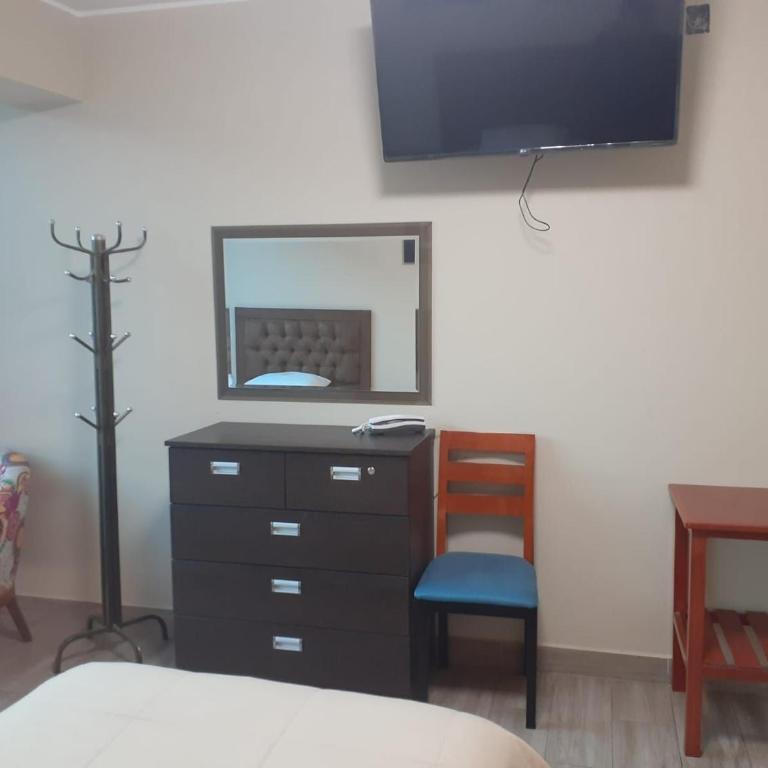 HOTEL REAL PALACE CHURIN - Triple Room with Mountain View - 2