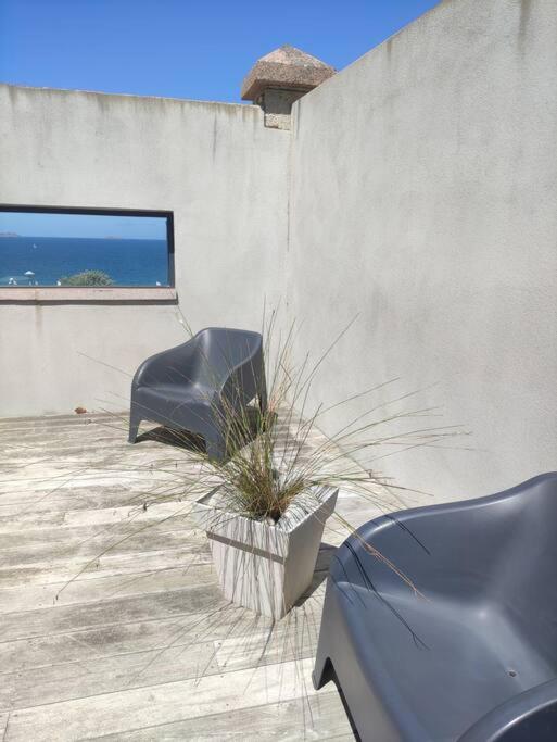 TRESTRIGNEL MAGNIFIQUE VUE MER. Studio à PERROS-GU - Studio with Sea View - 15