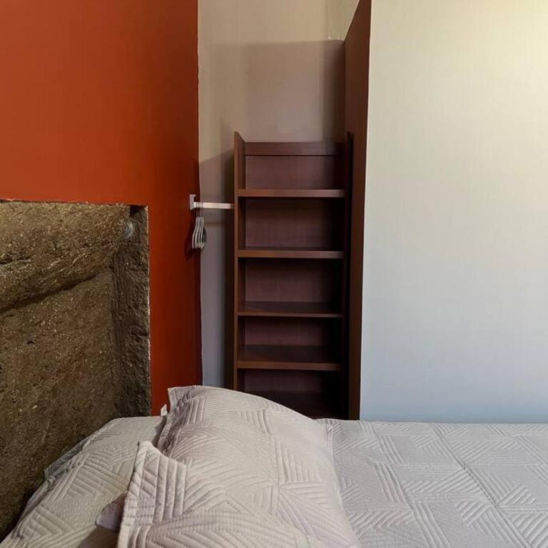 Alojamiento Suite con Aire Acondicionado y Estacionamiento ubicado a 1 cuadra del Parian en Centro Tlaquepaque Privada e Independiente - One-Bedroom Apartment - 48