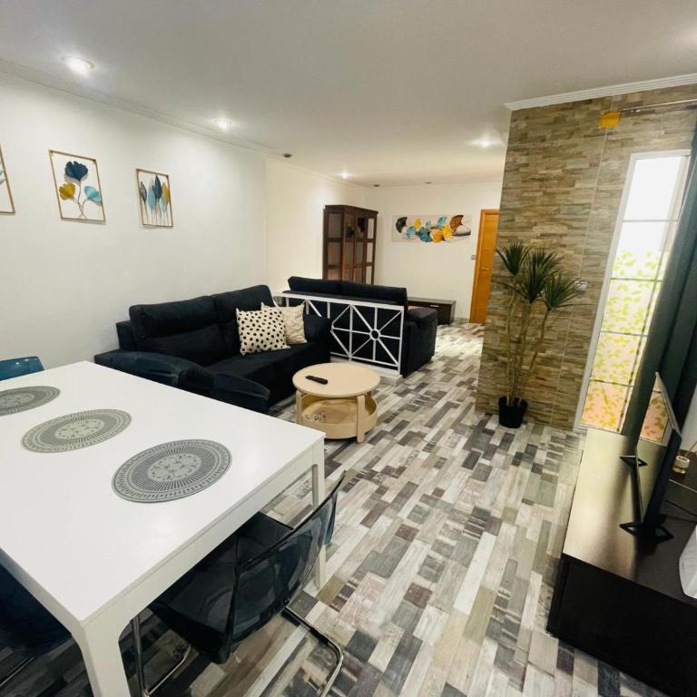 Fabuloso en el corazón de la ciudad y con garaje - Apartamento de 3 dormitorios - 62