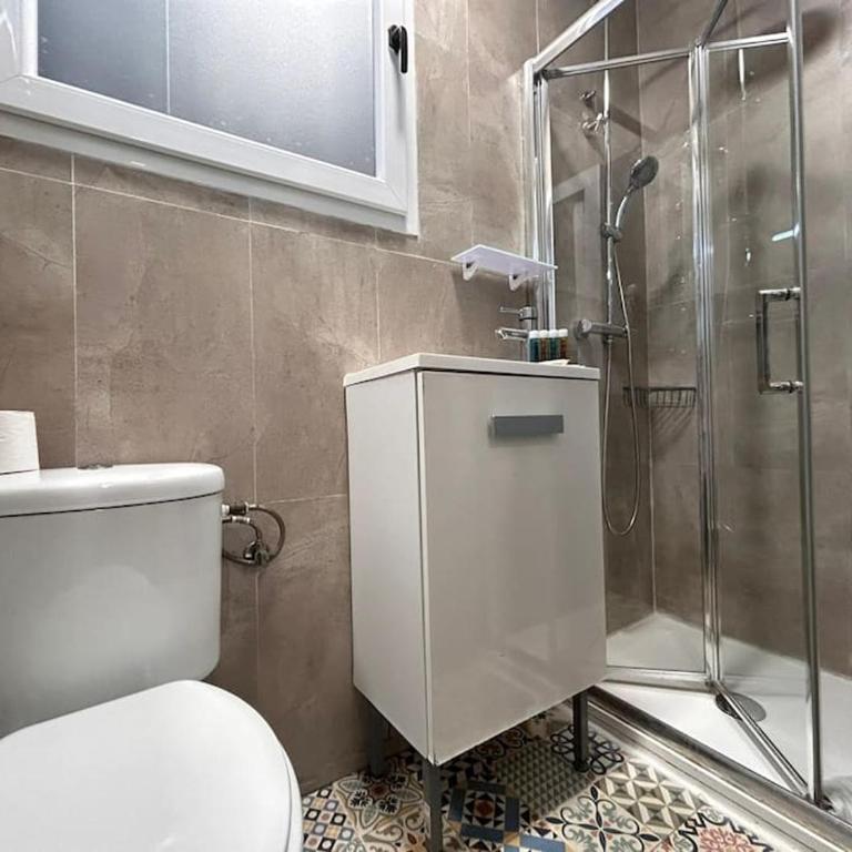 Centrally located flat in Madrid M80.8 - Studio Apartment - 11