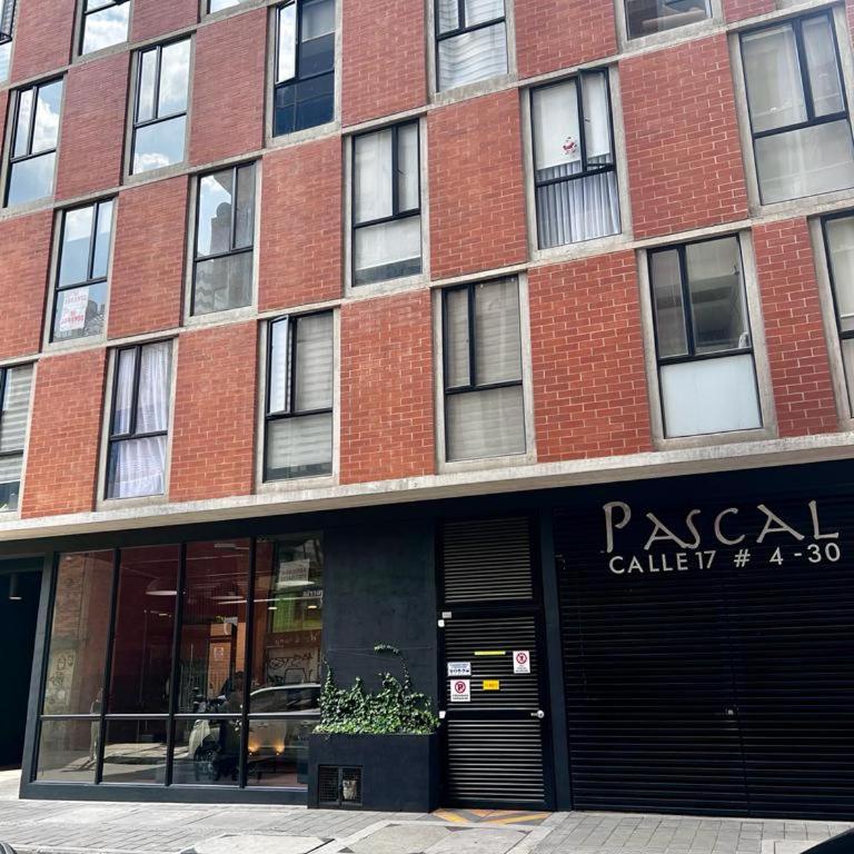 APARTAESTUDIO UNIVERSITARIO/CENTRO DE BOGOTA/TURISTICO - Apartamento de 1 dormitorio - 39