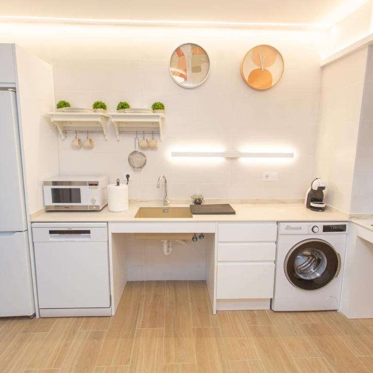 BatFlats - RUZAFA - One-Bedroom Apartment - 3