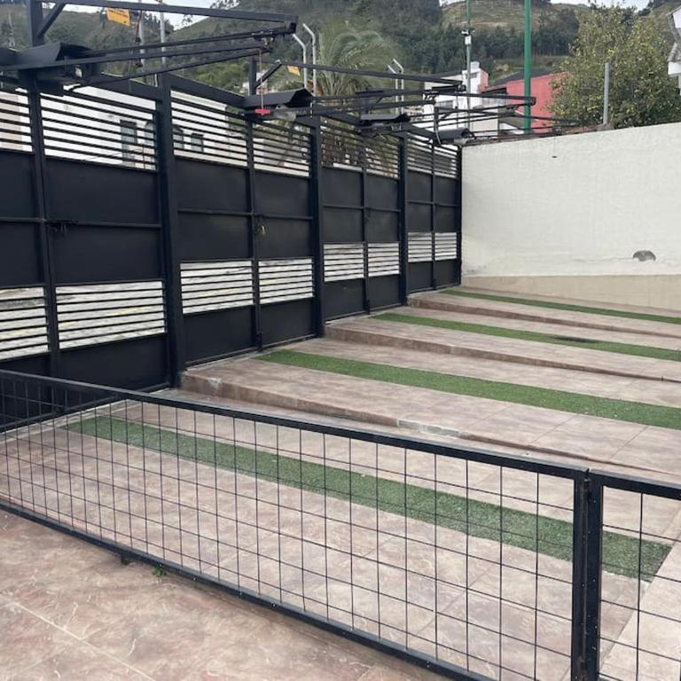 Departamento con jacuzzi, balcón, lavadora y garage - Apartamento de 2 dormitorios - 16