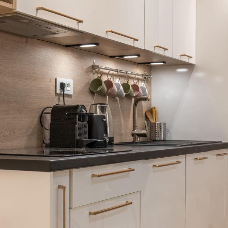 Upscale 3-room apartment 300m from the beaches - Apartamento - 6