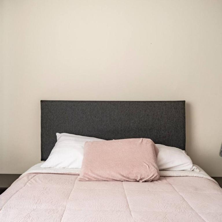 Apartamentos Estela en Alameda colonial - 5km Aeropuerto Jorge Chávez - Apartment with Balcony - 26