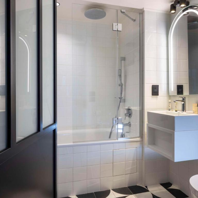 Best Western Plus Bretagne Montparnasse - Chambre Lits Jumeaux Supérieure - Non-Fumeurs - 3