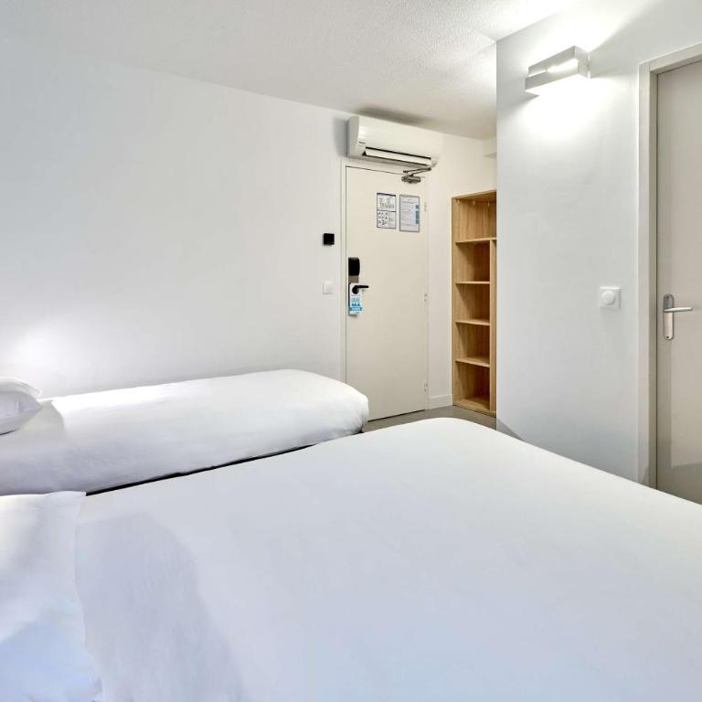 Kyriad ECO - Narbonne Sud - Chambre Triple avec 1 Lit Simple, 1 Lit Double, Connexion Wi-Fi Gratuite, Climatisation et Douche - 1