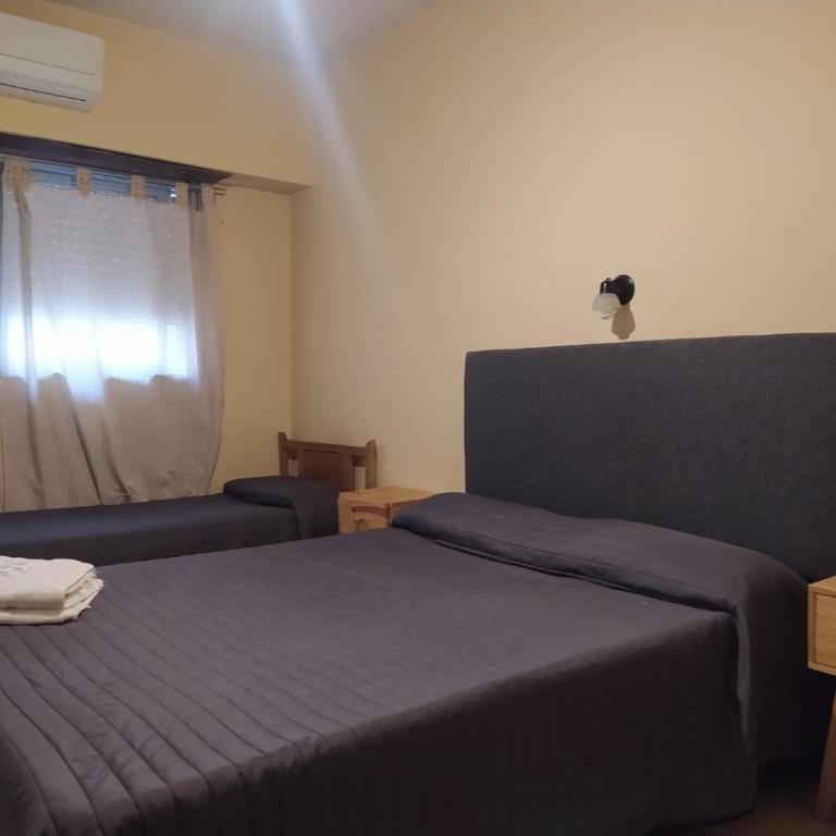 Hotel Manzanares Plaza - Habitación cuádruple - 1