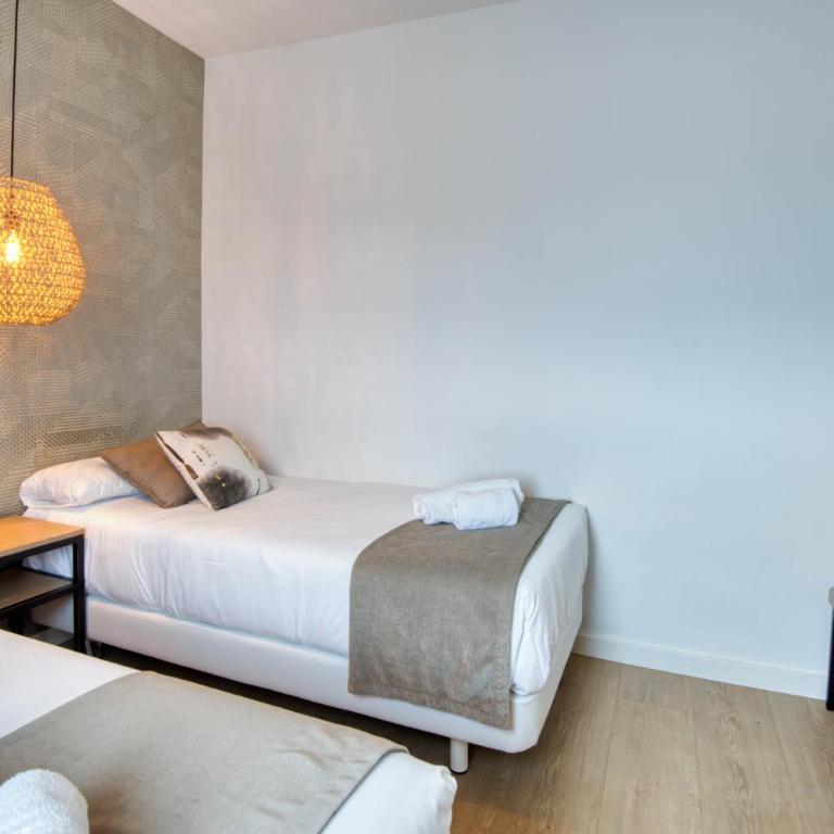 Hotel Costabella - Habitación cuádruple - 5