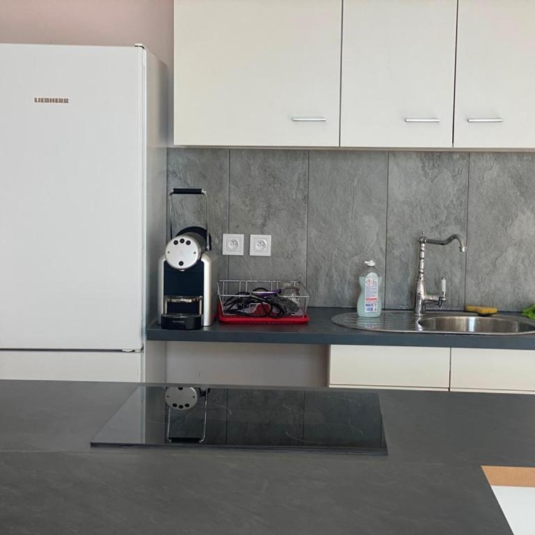 P3 Nîmes, 7 rue Jean Baptiste Godin - Two-Bedroom Apartment - 2