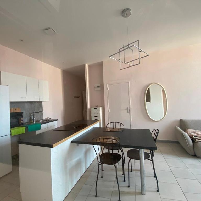 P3 Nîmes, 7 rue Jean Baptiste Godin - Two-Bedroom Apartment - 6