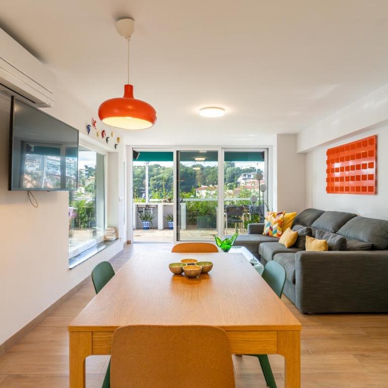 Luxury Designer Beach Front Two Bedroom Apartment - Apartamento de 2 dormitorios - 2