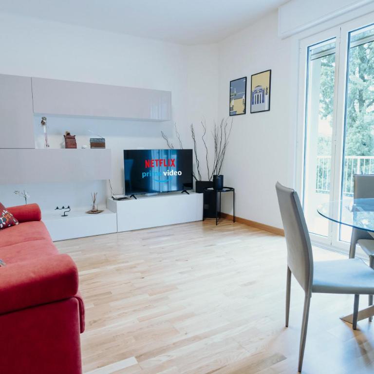 [5min Stazione Centrale] Appartamento Con Terrazza - Appartamento con 1 Camera da Letto - 1