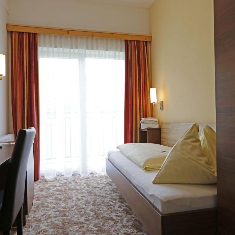 Premium Wanderhotel Steirerhof - Einzelzimmer mit Dusche - 2