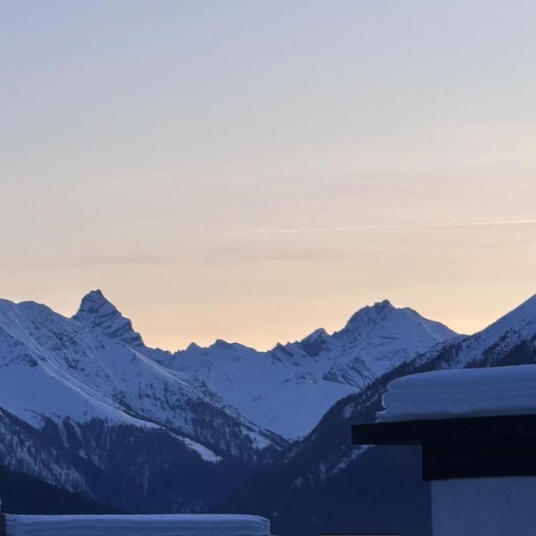 165 qm moderne 4 Zimmer Wohnung mit Bergsicht - Piz Alpina - Apartment mit 3 Schlafzimmern - 43