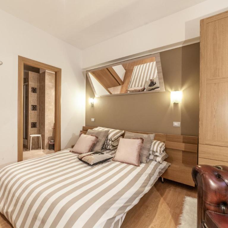 Ubaldi Luxury Rooms - Camera Matrimoniale Deluxe - 3