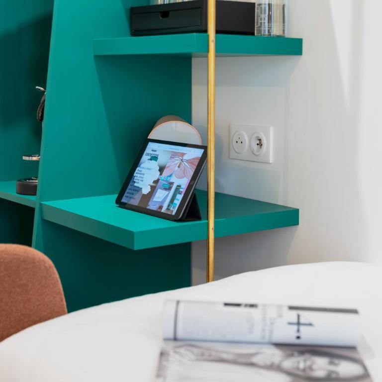 Trendy Canettes Hotel - Family Suite - 5